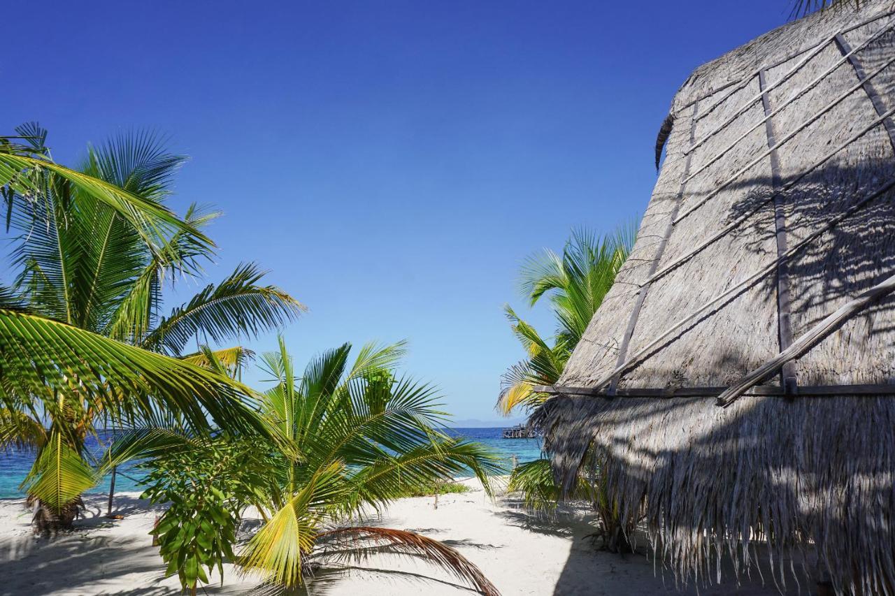 Resor Le Pirate Island - Adults Only Labuan Bajo