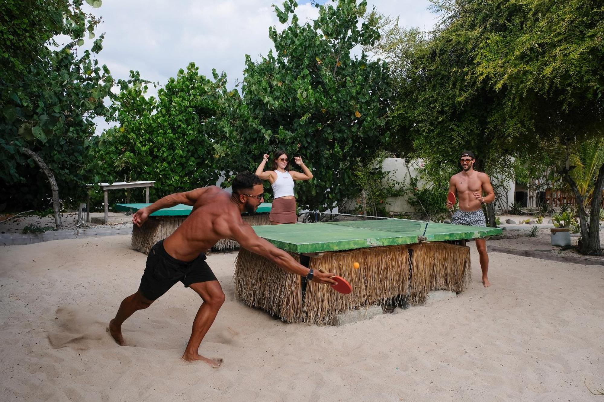Le Pirate Island - Adults Only Resor Labuan Bajo